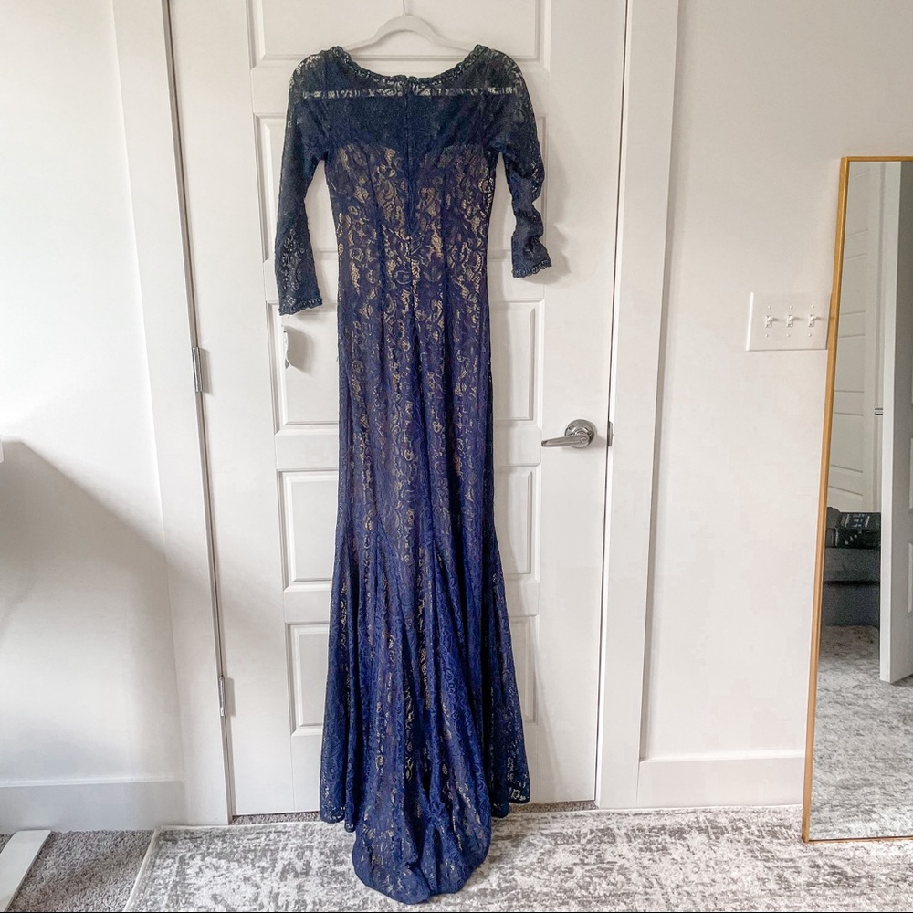 NEW Mac Duggal Lace Long Sleeve Gown Maxi Dress - Picture 6 of 8